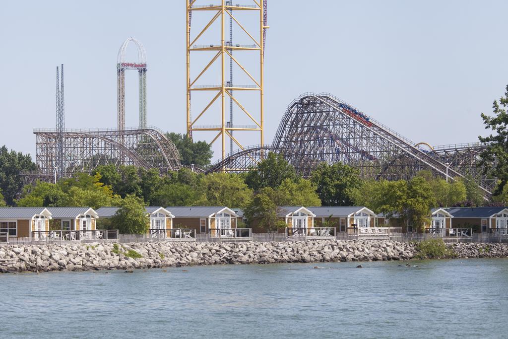 Cedar Point'S Lighthouse Point Hotel Сандъски Екстериор снимка